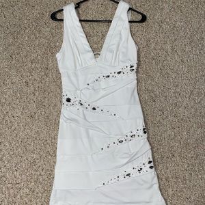 🔥White nikibiki sexy dress